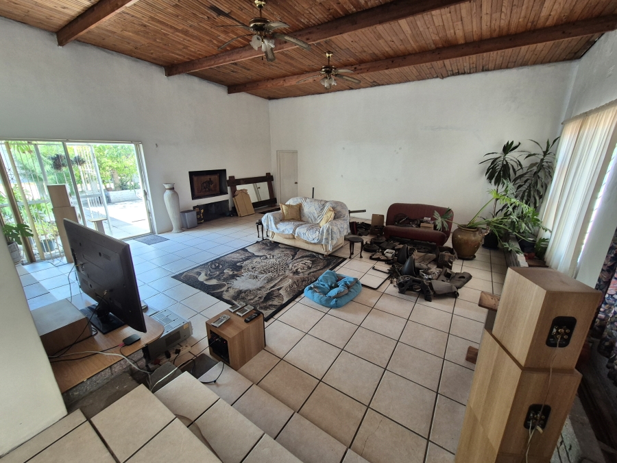 3 Bedroom Property for Sale in Mabille Park Western Cape